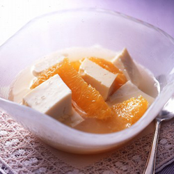 豆乳寒天とオレンジの杏仁豆腐風